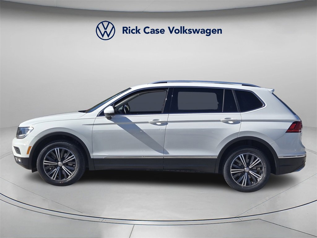 Used 2018 Volkswagen Tiguan SEL image 3