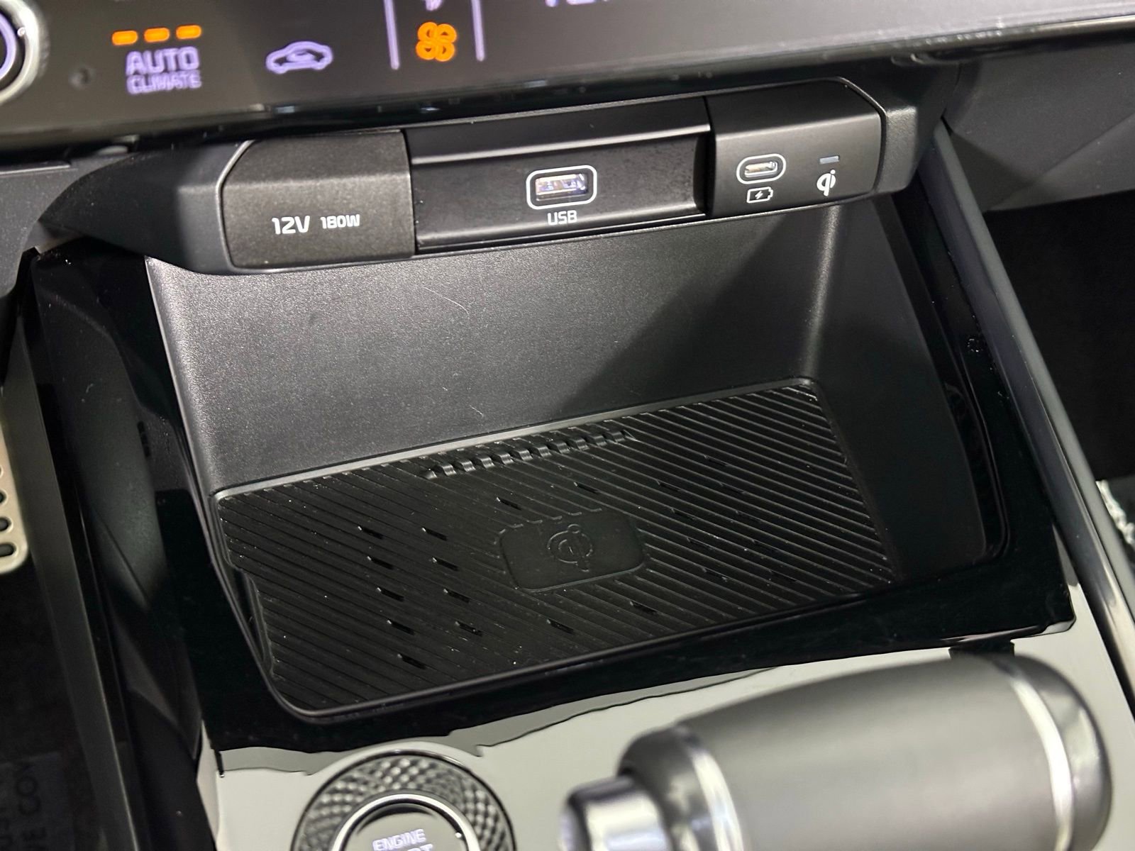 Used 2023 Kia Niro EX Touring image 17