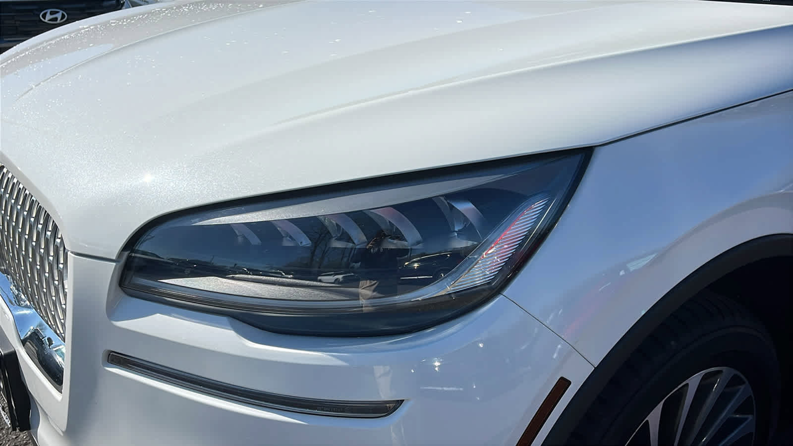 Used 2023 Lincoln Aviator Reserve w/ Equipment Group 201A image 7