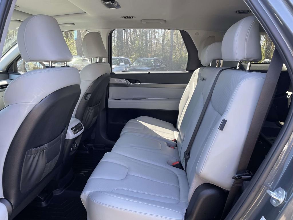 Used 2023 Hyundai Palisade SEL AWD/4WD image 11