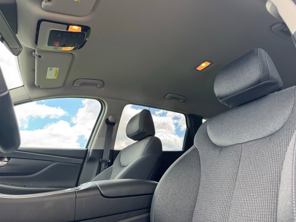 Used 2023 Hyundai Santa Fe SEL image 21