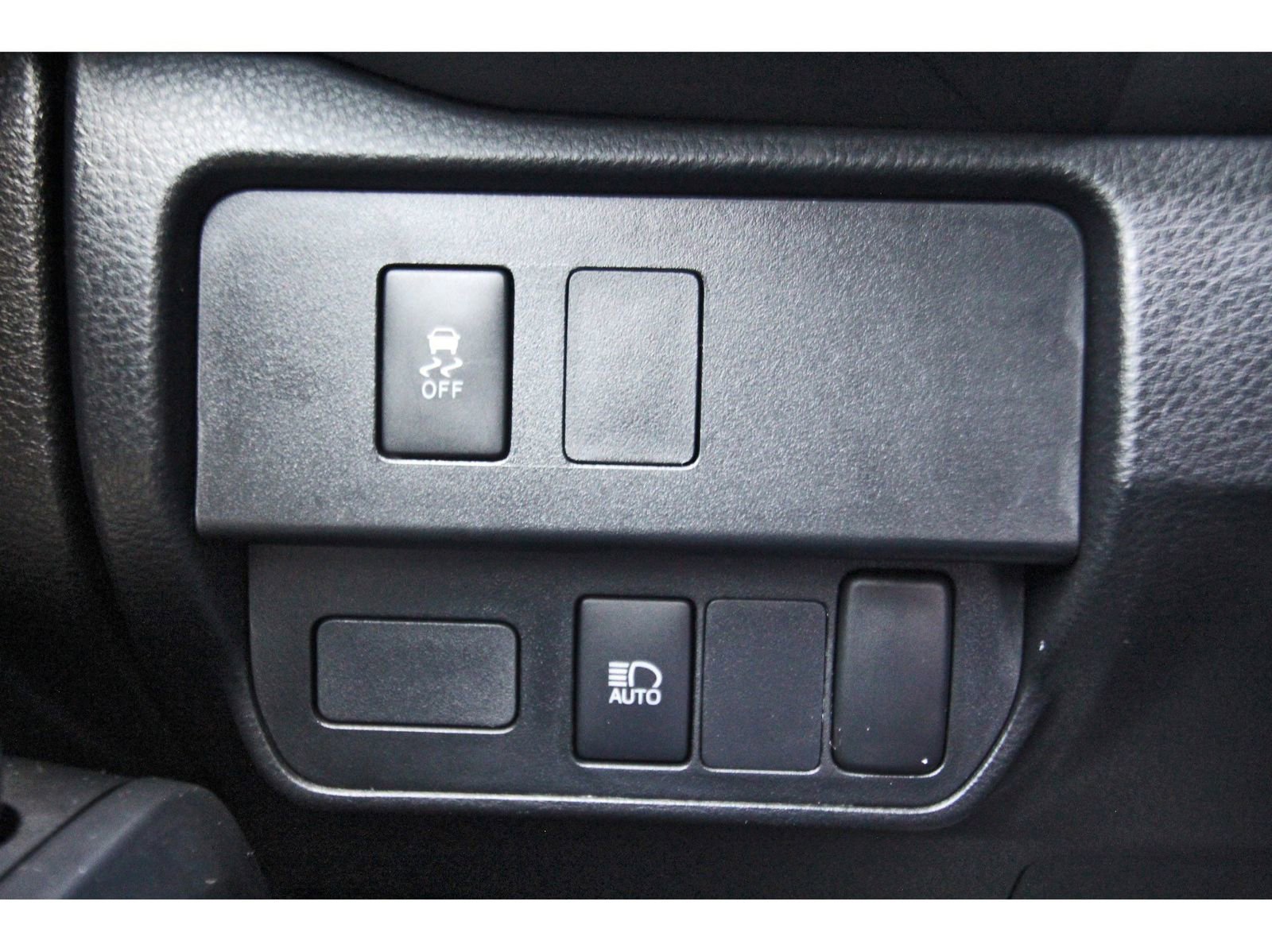 Used 2022 Toyota Tacoma SR RWD image 19
