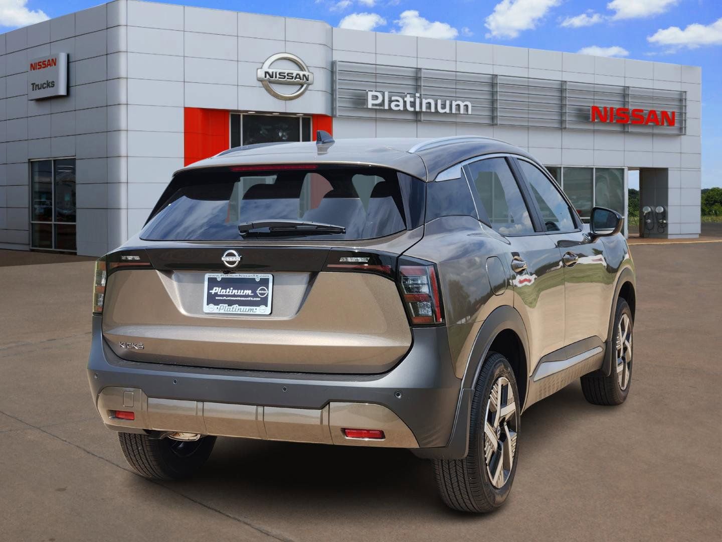 New 2026 Nissan Kicks SV image 4