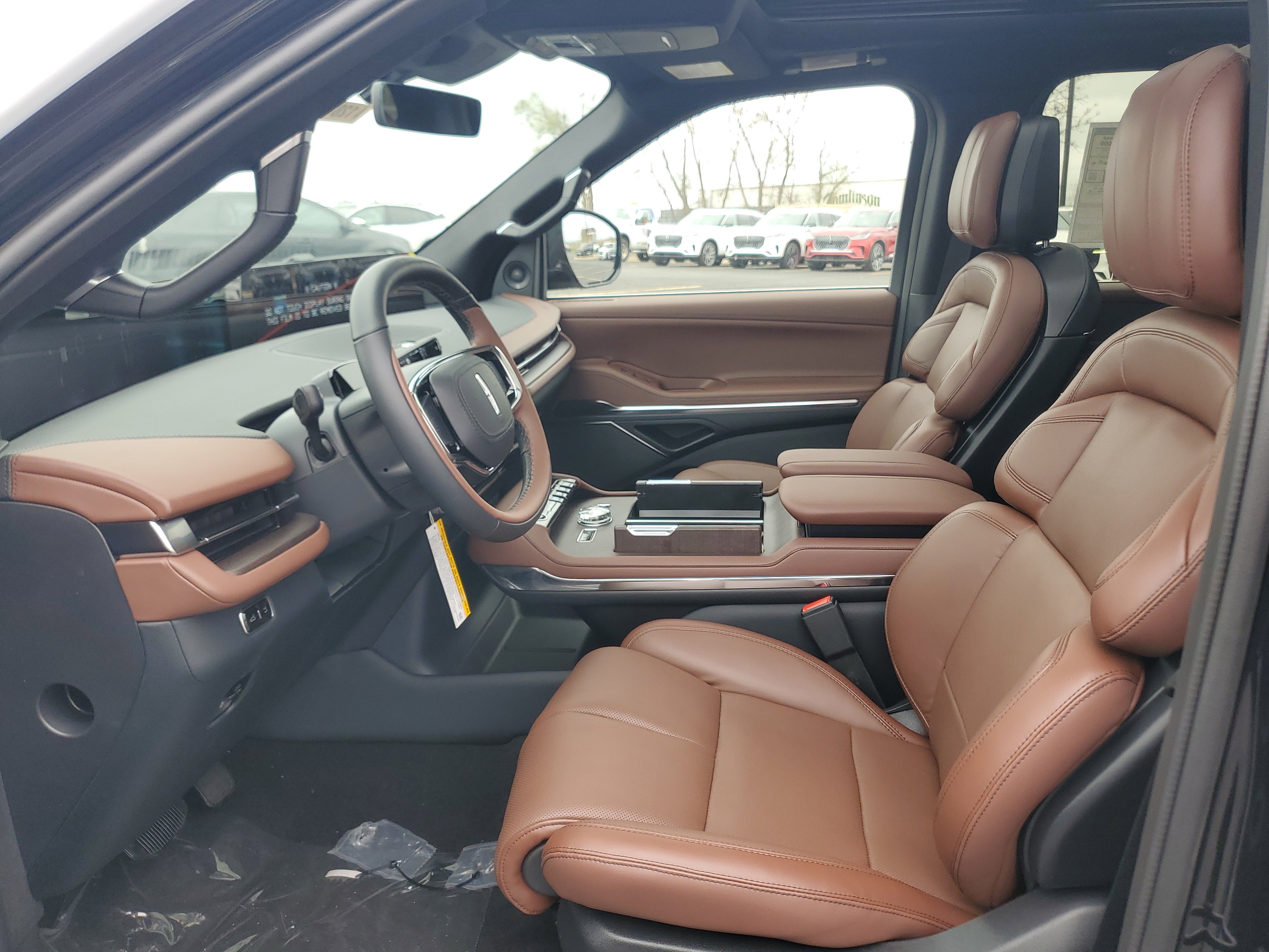 New 2026 Lincoln Navigator Reserve AWD/4WD image 12