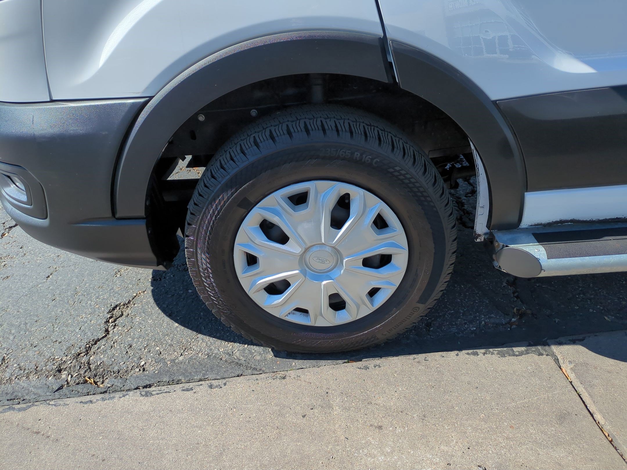 Used 2024 Ford Transit 250 Low Roof w/ Exterior Upgrade Package image 11