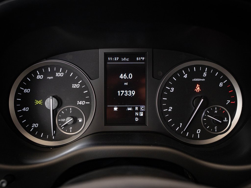 Used 2023 Mercedes-Benz Metris Passenger image 26