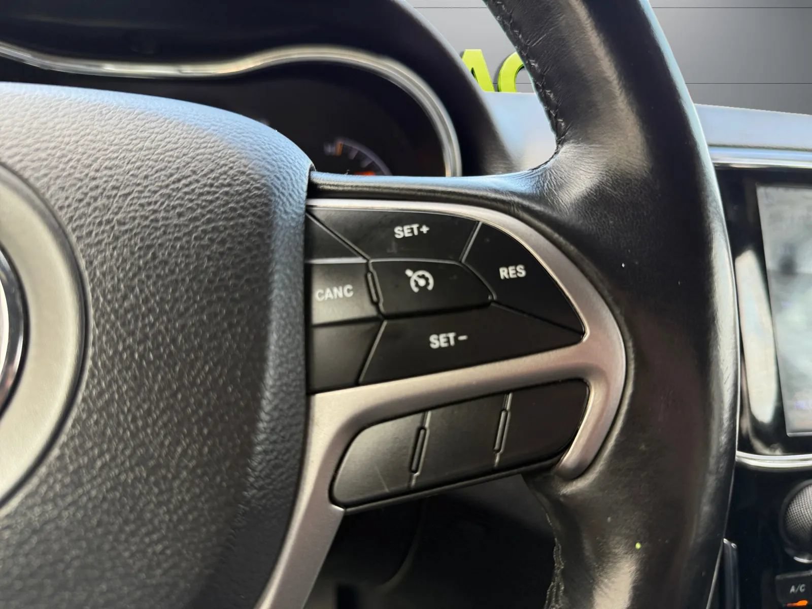 Used 2019 Jeep Grand Cherokee Altitude AWD/4WD image 26