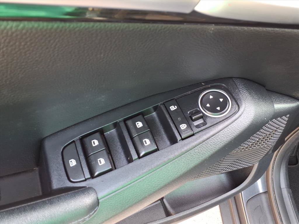 Used 2022 Kia Seltos S FWD image 19