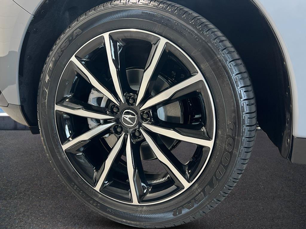 New 2026 Acura RDX w/ Advance Package AWD/4WD image 13