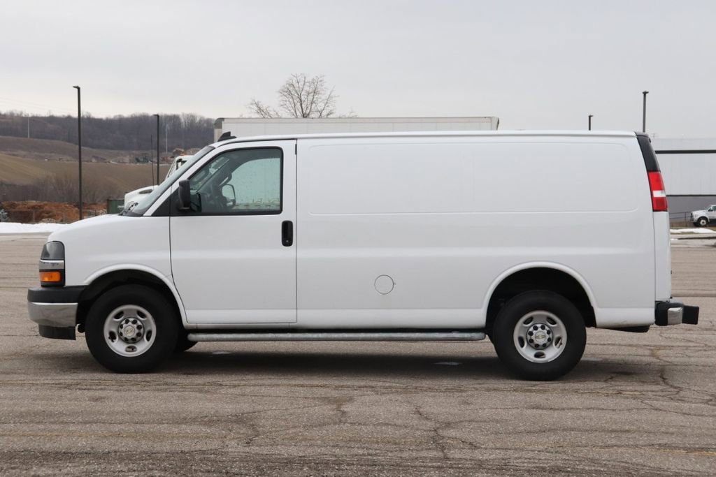 Used 2024 Chevrolet Express 2500 w/ Driver Convenience Package video 4