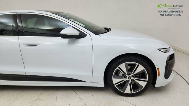 Used 2025 Audi A6 e-tron Premium Plus w/ Premium Plus RWD image 8