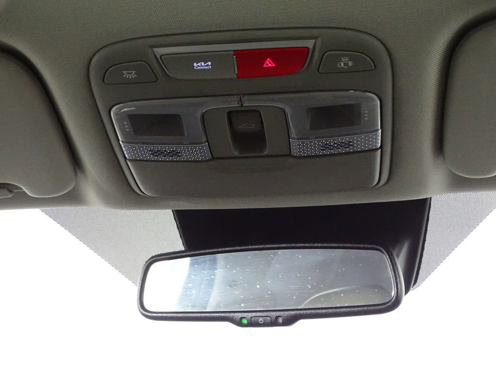 Used 2024 Kia Telluride EX w/ EX Captain's Chair Package image 30