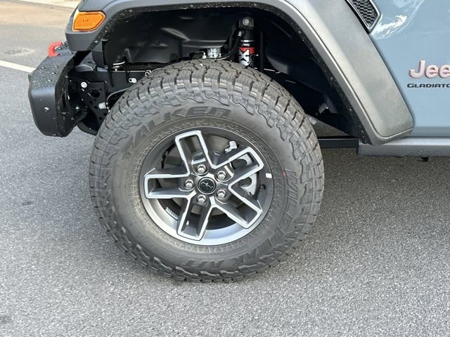 New 2025 Jeep Gladiator Mojave w/ Steel Bumper Group image 11