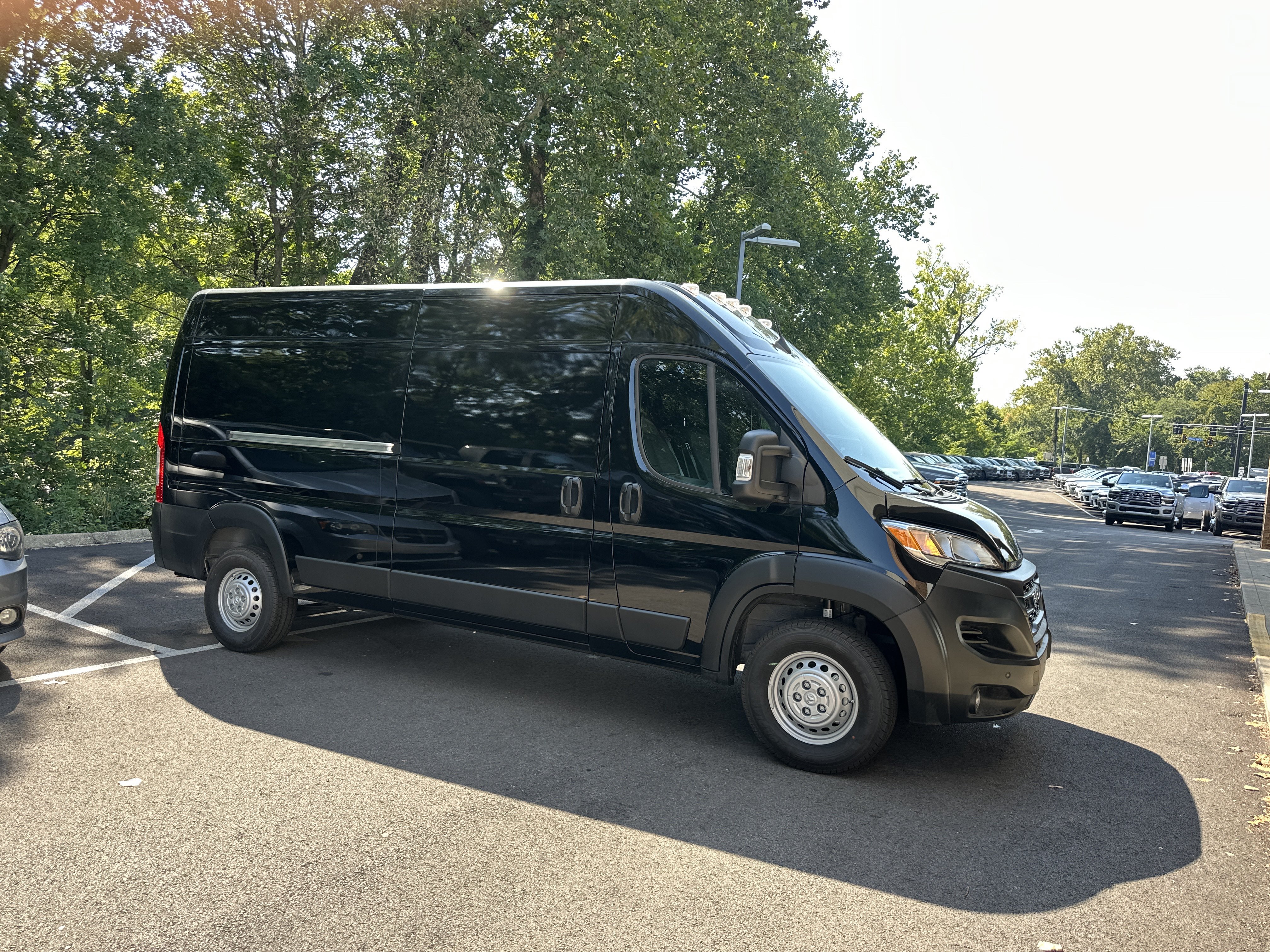 New 2026 RAM ProMaster 3500 w/ Premium Convenience Group FWD image 23