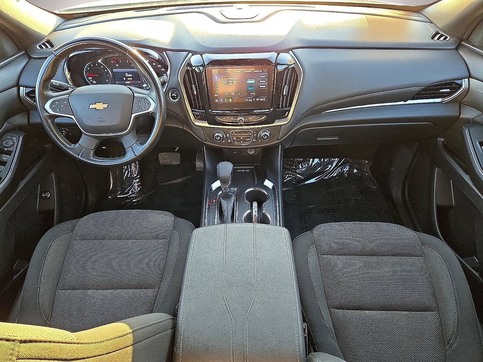Used 2023 Chevrolet Traverse LT FWD image 18