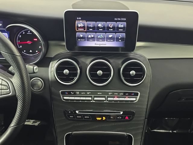 Used 2019 Mercedes-Benz GLC 300 4MATIC image 19