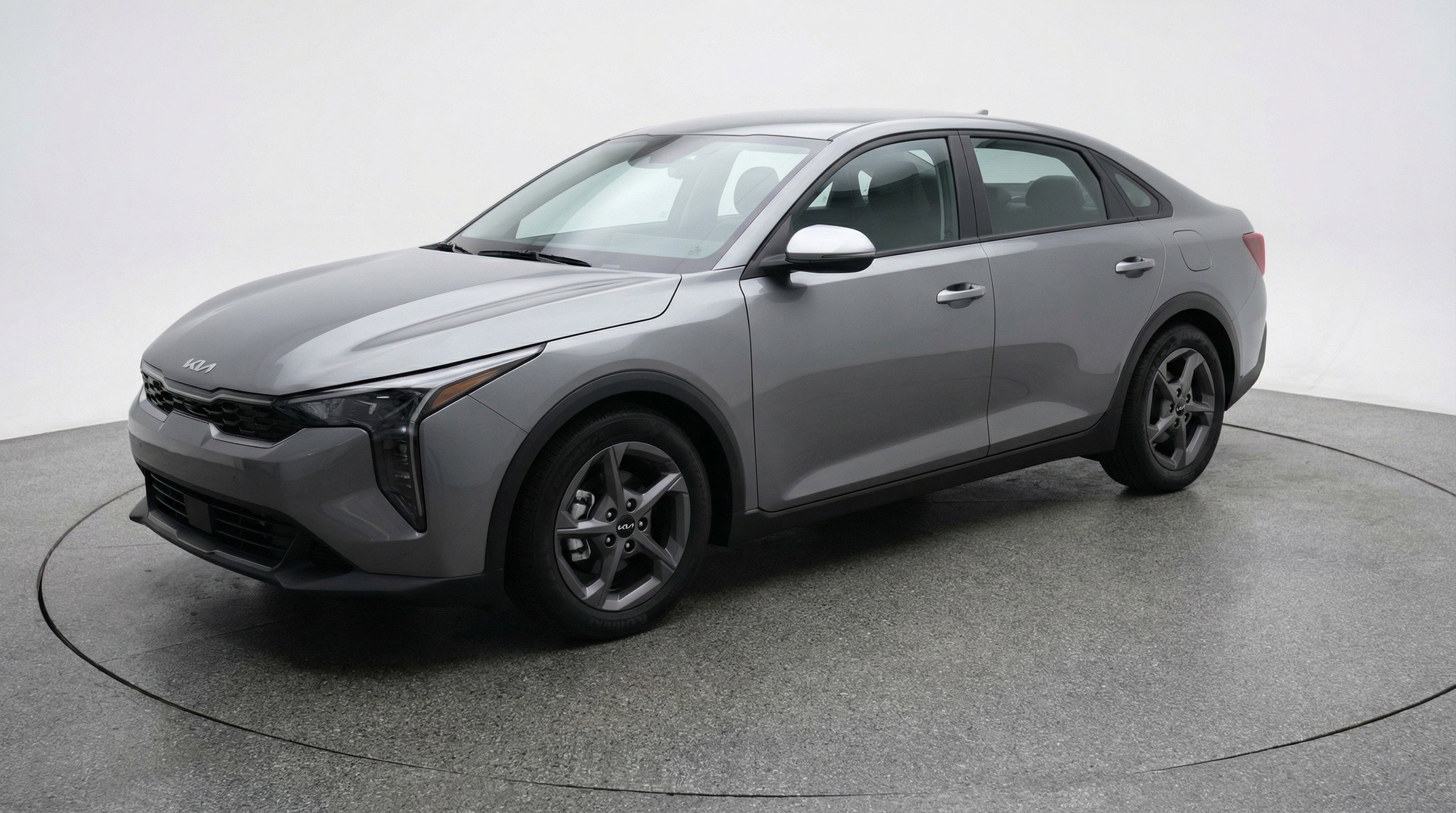 Used 2025 Kia K4 FWD image 3