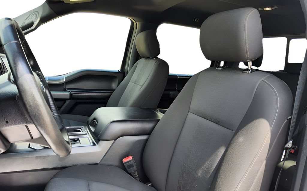 Used 2018 Ford F150 XLT w/ Equipment Group 302A Luxury AWD/4WD image 19