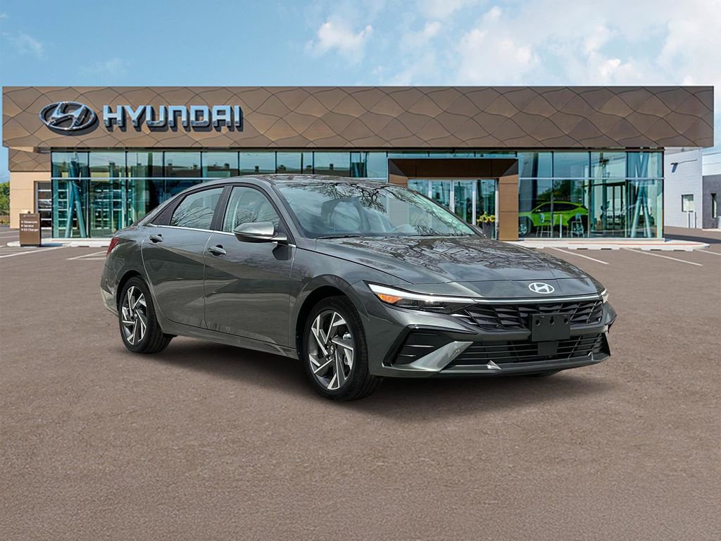 New 2025 Hyundai Elantra Limited image 11
