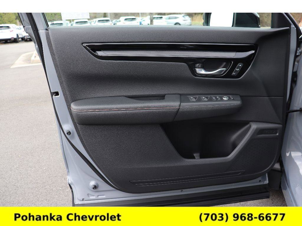 Used 2025 Honda CR-V Sport Touring image 27