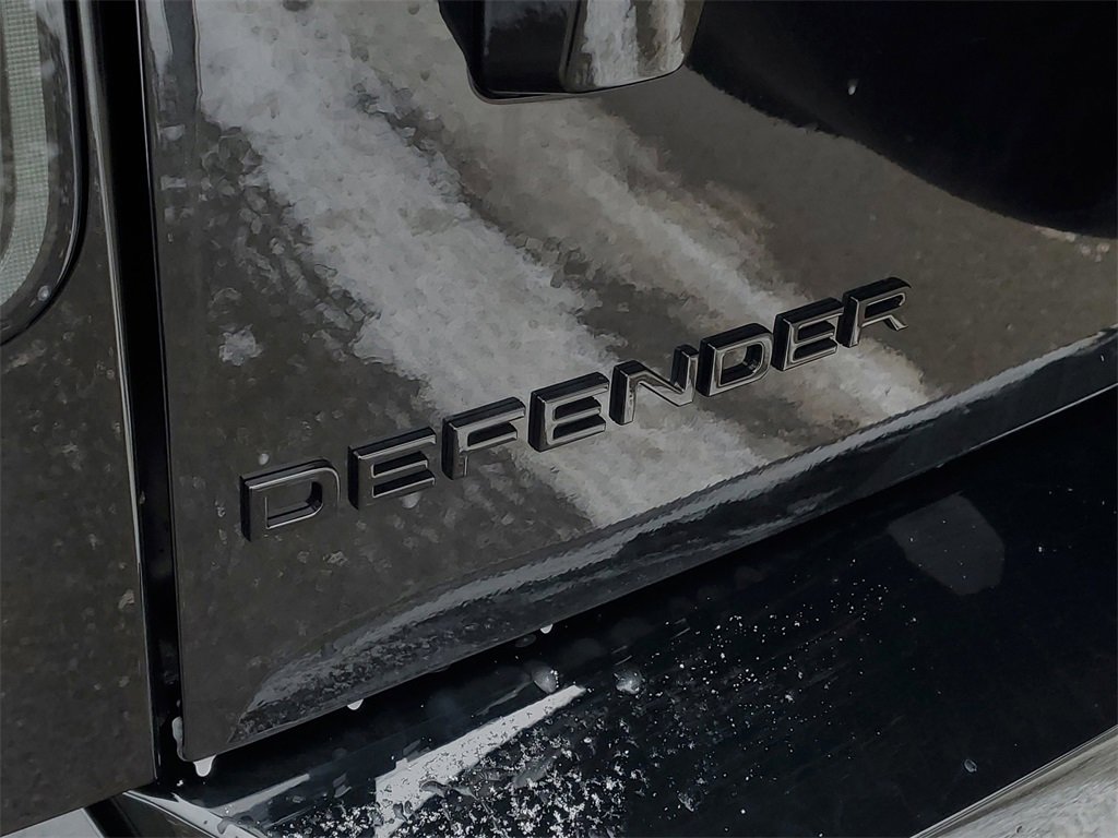 New 2026 Land Rover Defender 110 V8 image 6