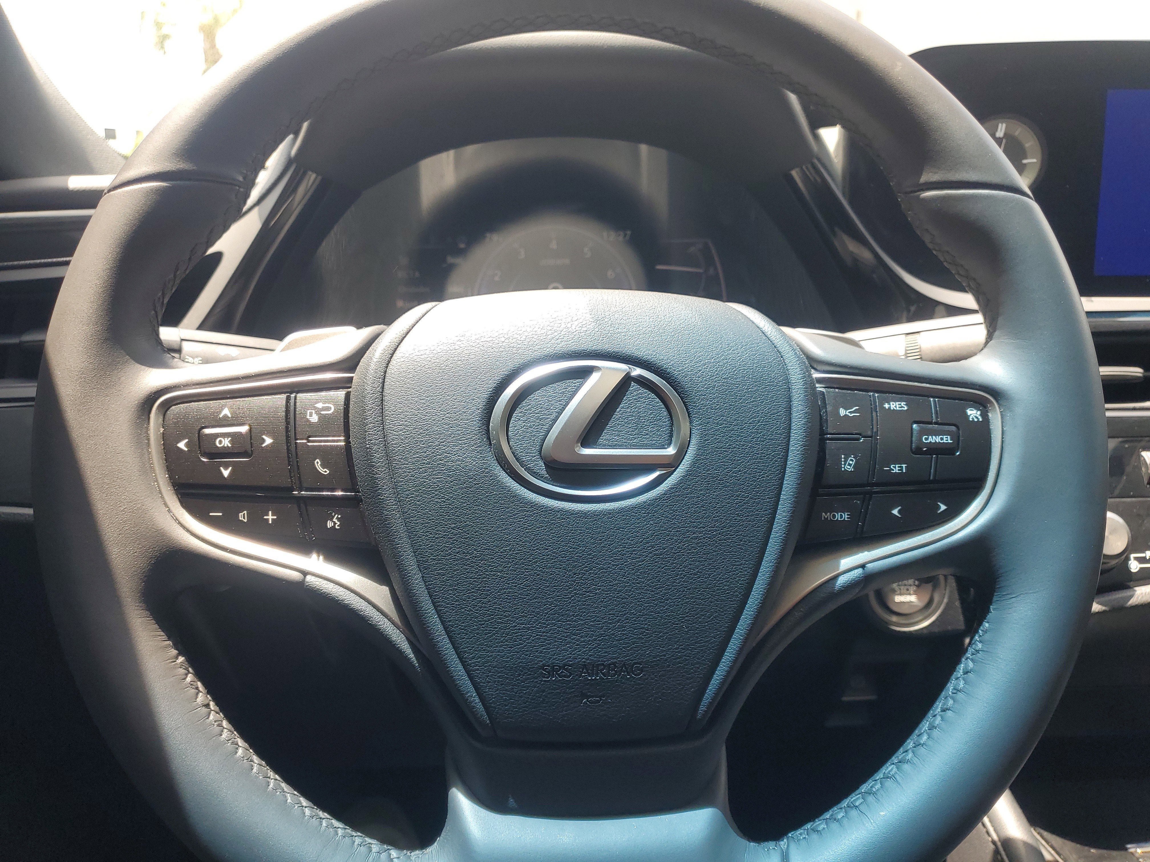 Certified 2023 Lexus ES 350 w/ Accessory Package (Z2) FWD image 19