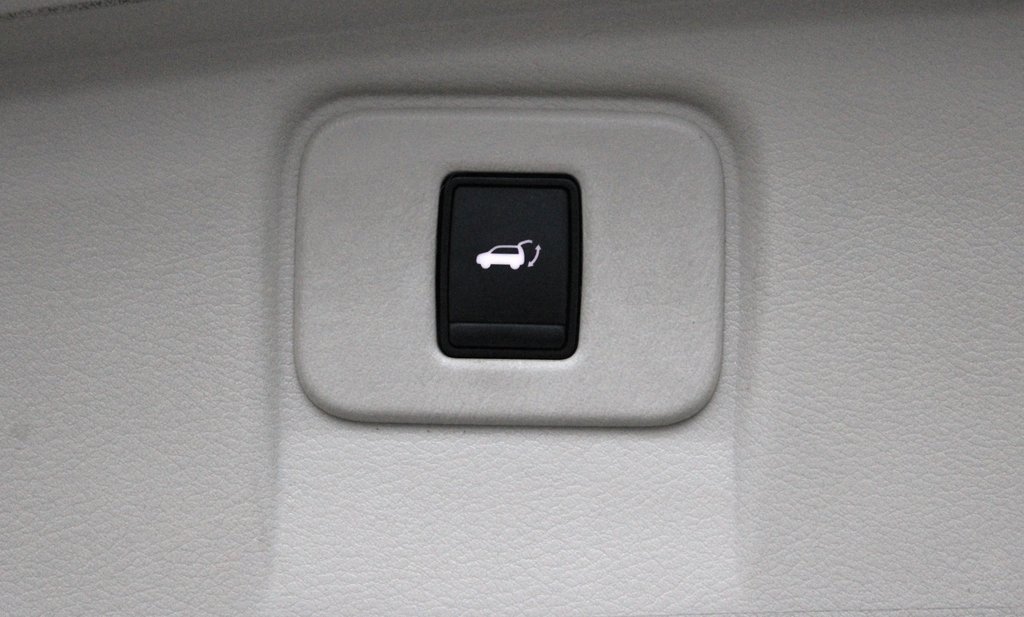 Used 2018 Nissan Murano SL w/ Moonroof Package image 21