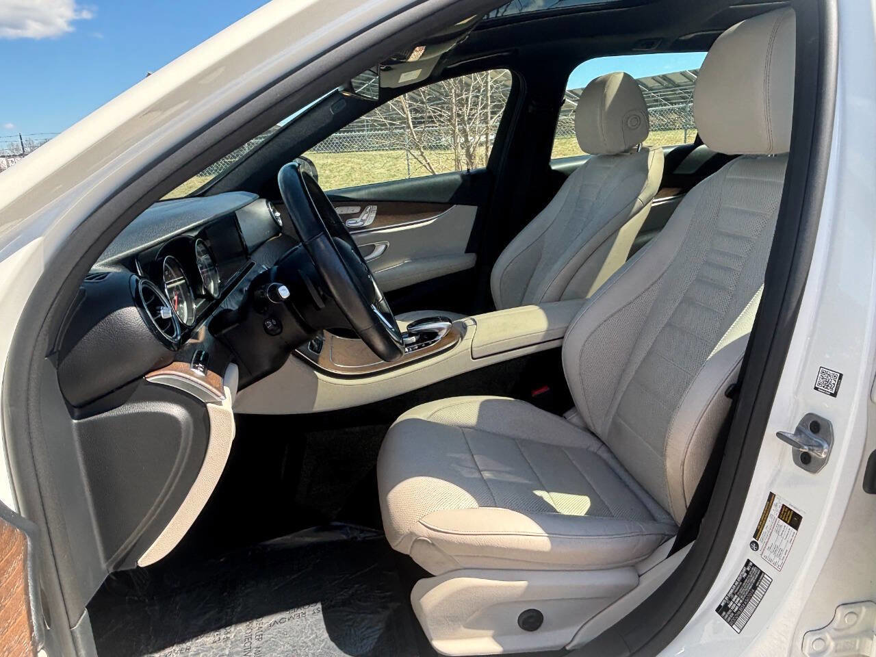 Used 2019 Mercedes-Benz E 450 4MATIC Wagon image 10
