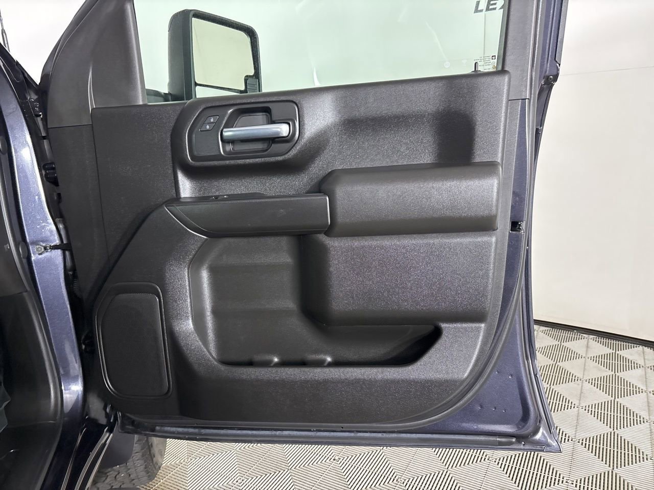 Used 2024 Chevrolet Silverado 2500 Custom w/ Custom Convenience Package image 26