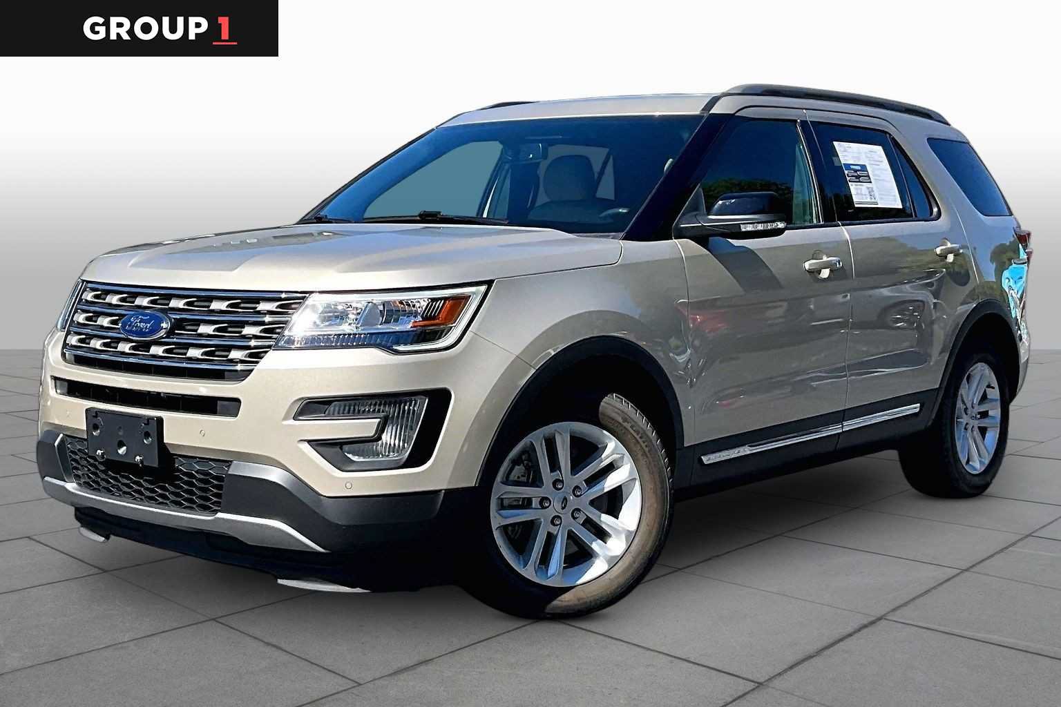 Used 2017 Ford Explorer XLT w/ Equipment Group 202A