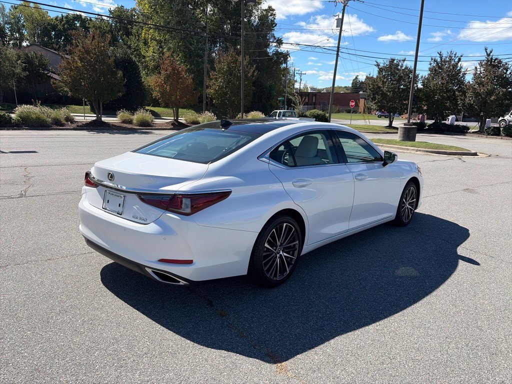 Certified 2025 Lexus ES 350 w/ Premium Package FWD image 4