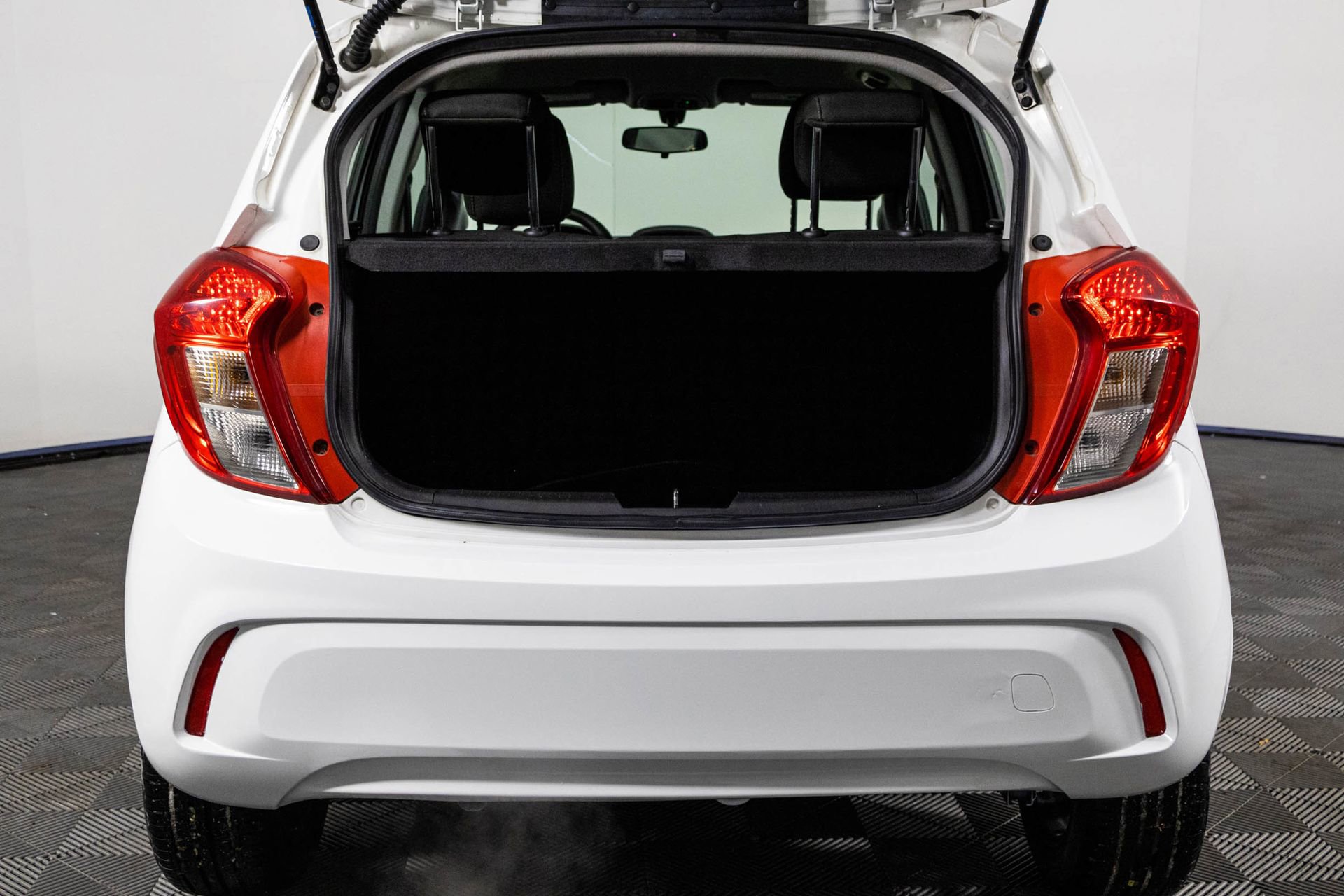 Used 2021 Chevrolet Spark LT w/ Spark Special Edition image 35