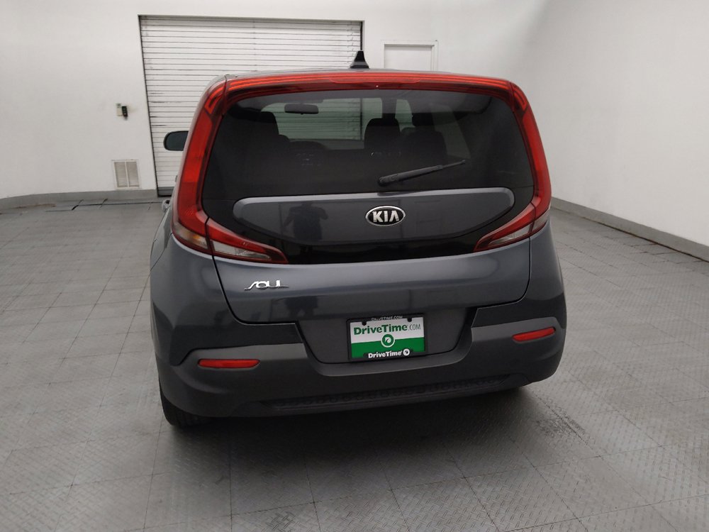 Used 2021 Kia Soul LX FWD image 6