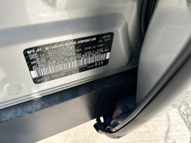 Used 2024 Mitsubishi Outlander SE AWD/4WD image 37