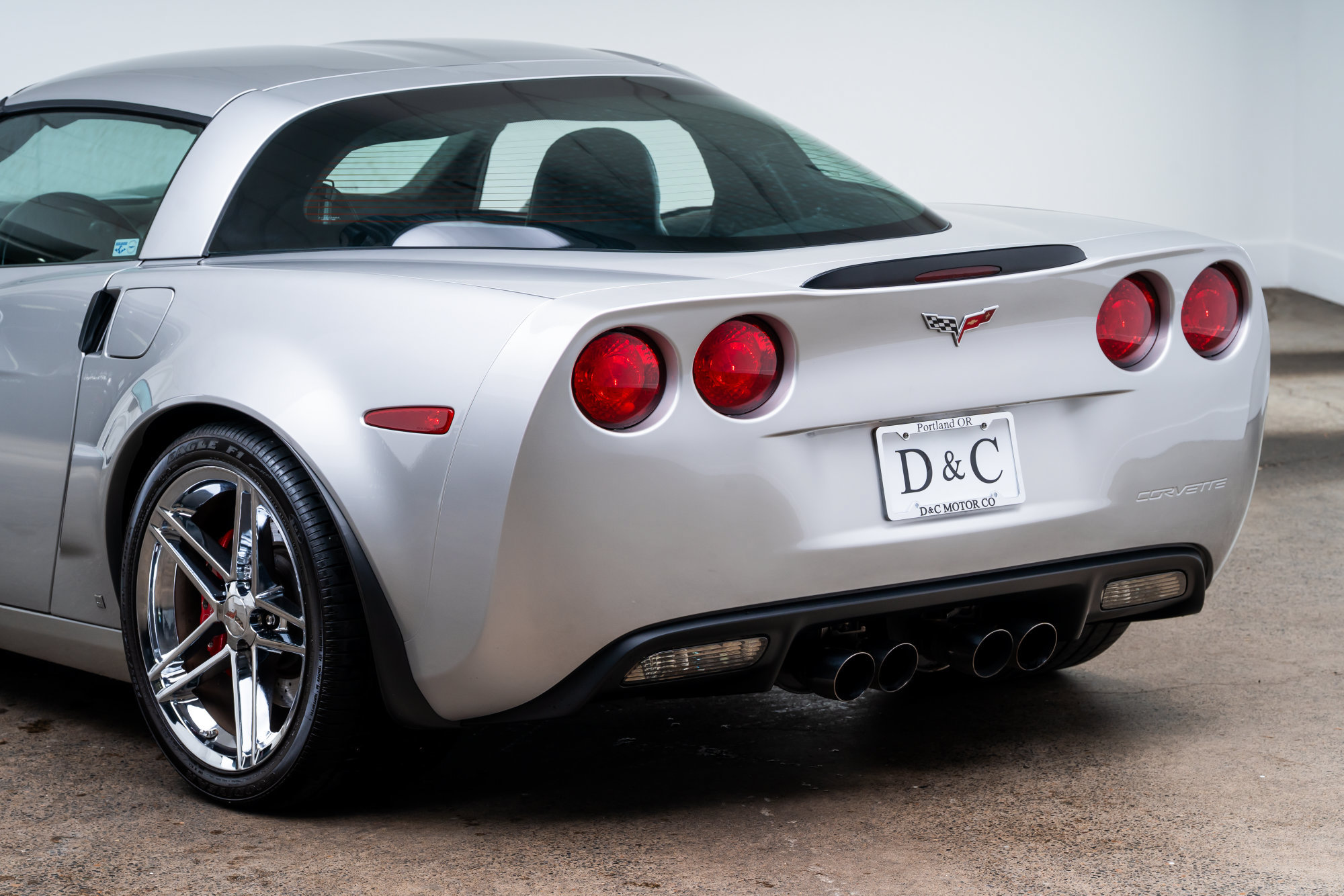 Used 2007 Chevrolet Corvette Z06 w/ Preferred Equipment Group RWD image 6