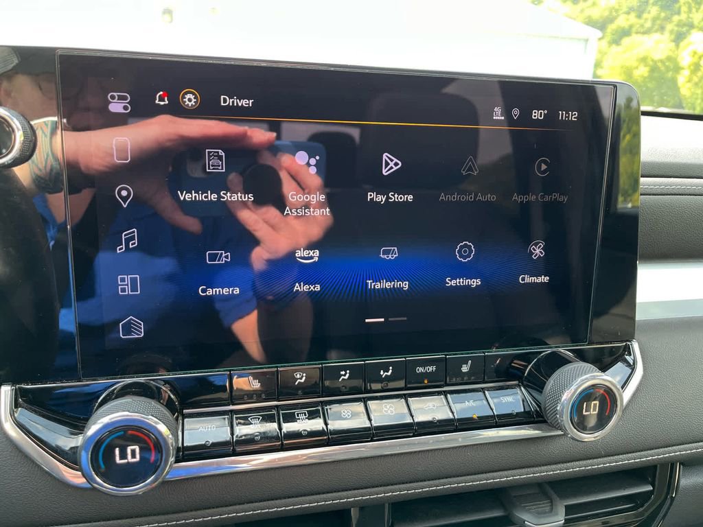 Used 2024 Chevrolet Colorado LT w/ LT Convenience Package III image 32