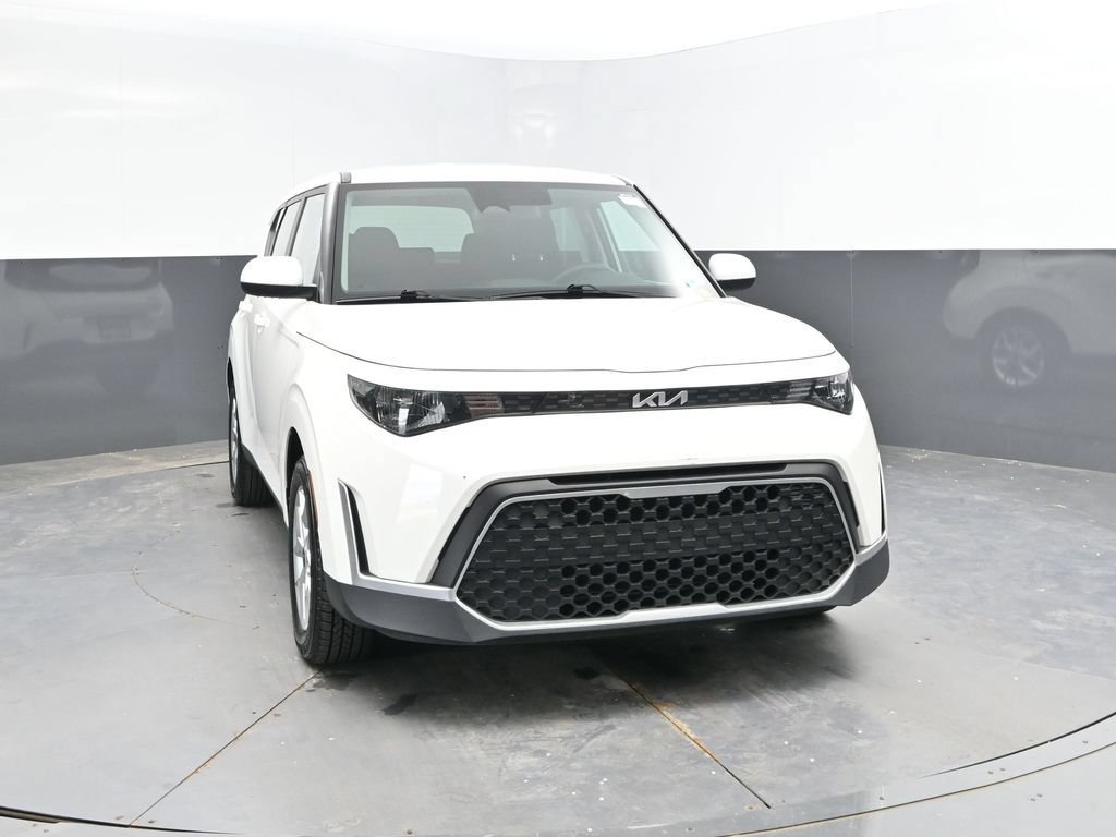 Used 2025 Kia Soul LX w/ LX Technology Package FWD video 2