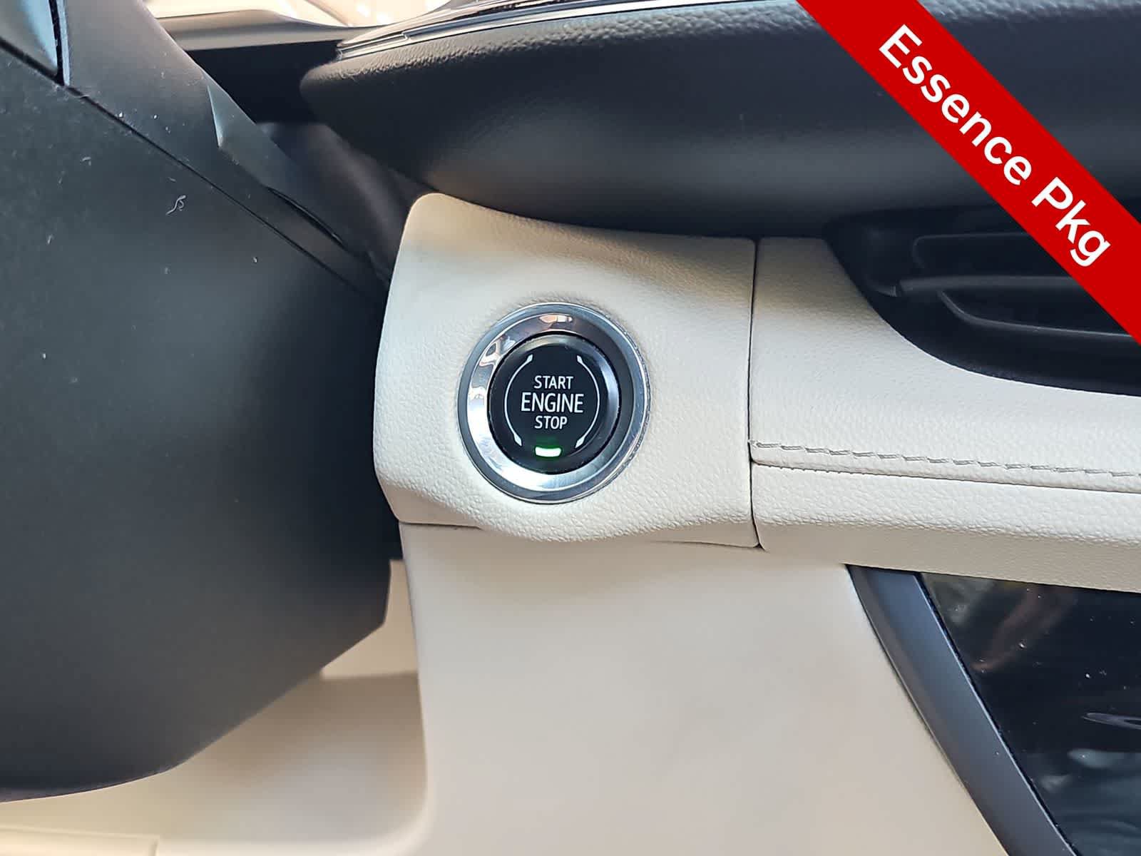 Used 2021 Buick Envision Essence w/ Technology Package I FWD image 24
