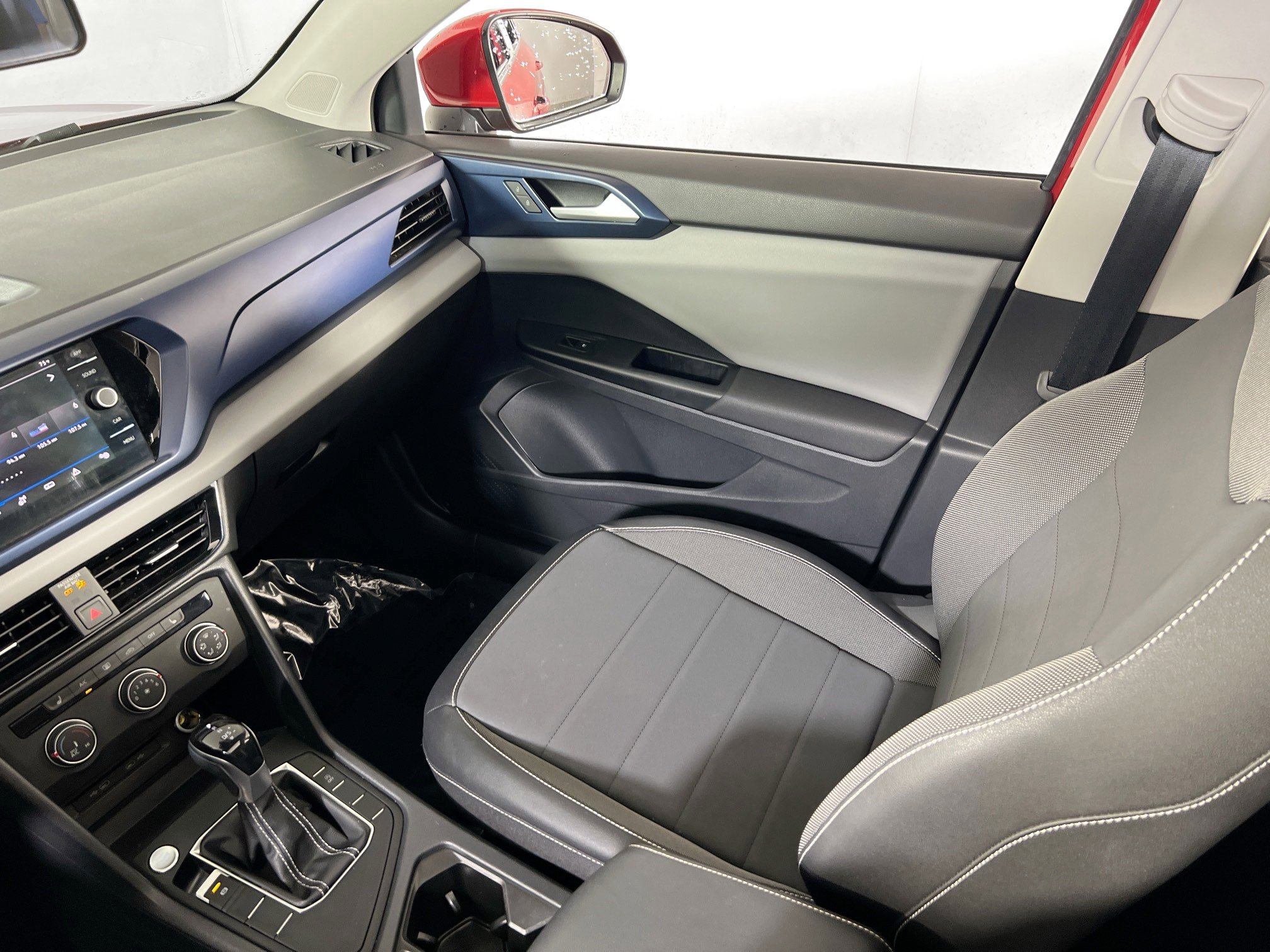 Used 2022 Volkswagen Taos SE AWD/4WD image 23