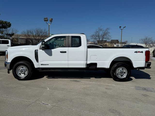Used 2024 Ford F350 XL w/ Snow Plow/Camper Package AWD/4WD image 8