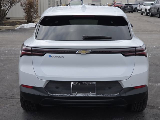 New 2026 Chevrolet Equinox EV LT image 17