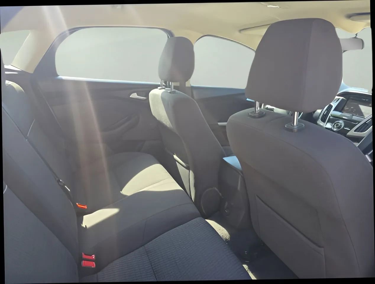 Used 2012 Ford Focus SEL image 17