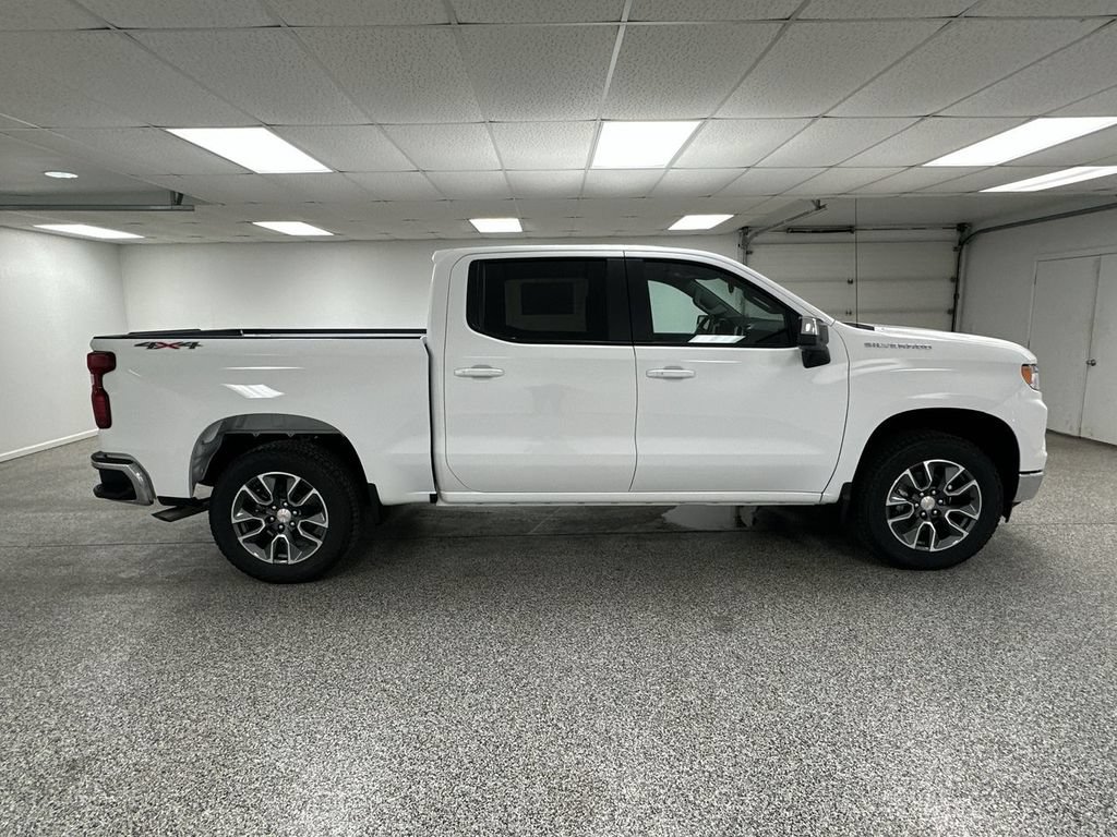 New 2026 Chevrolet Silverado 1500 LT AWD/4WD image 9