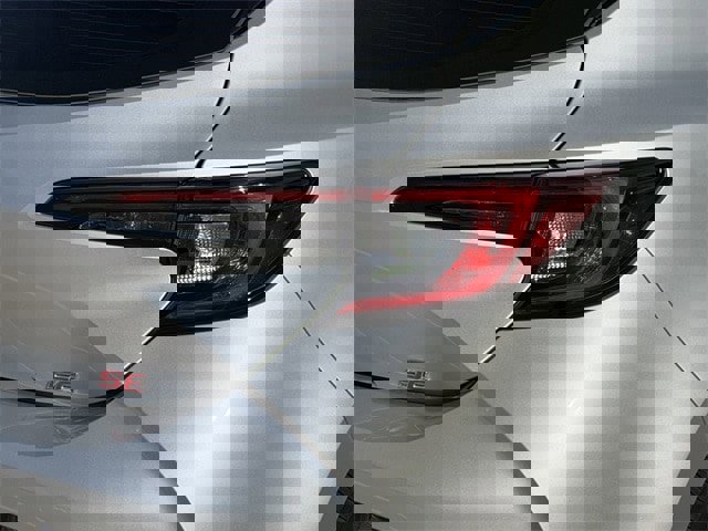 Used 2024 Toyota Corolla SE image 7