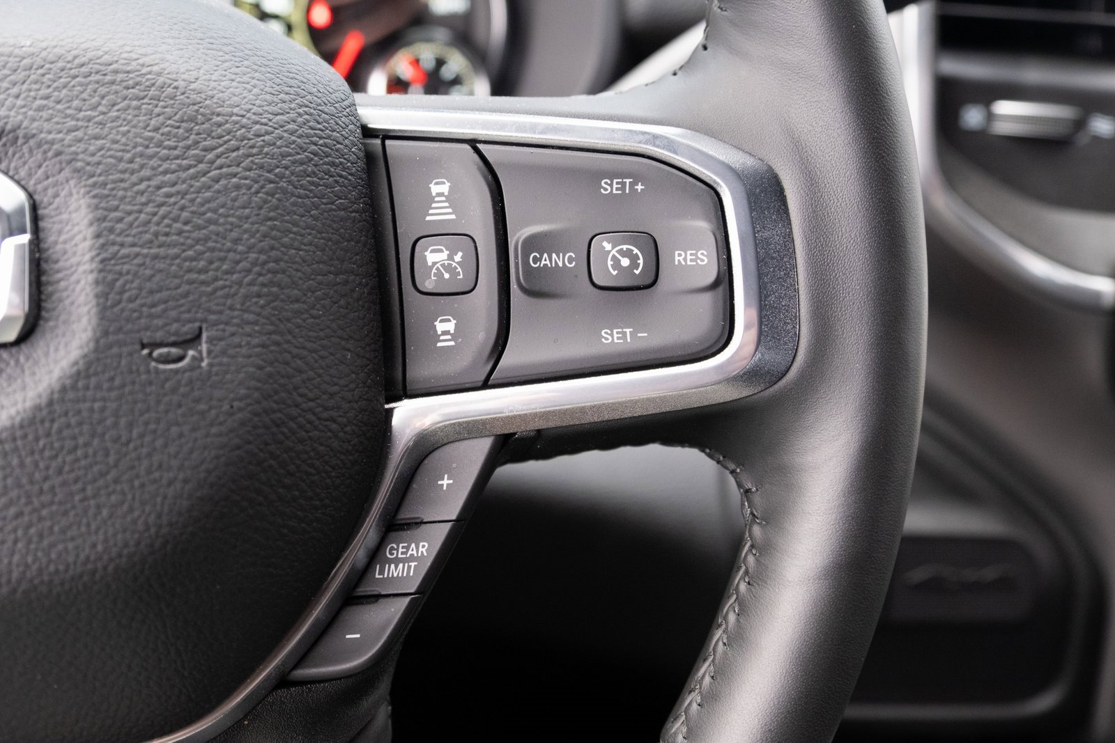 Used 2024 RAM 2500 Laramie w/ Night Edition image 8