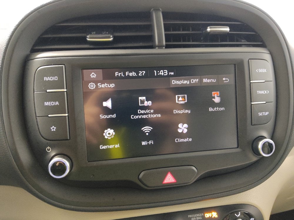 Used 2025 Kia Soul S image 24