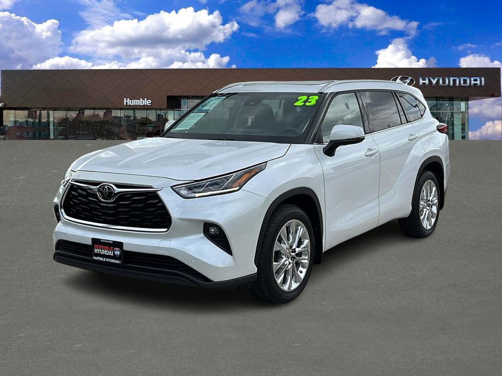 Used 2023 Toyota Highlander Limited image 1