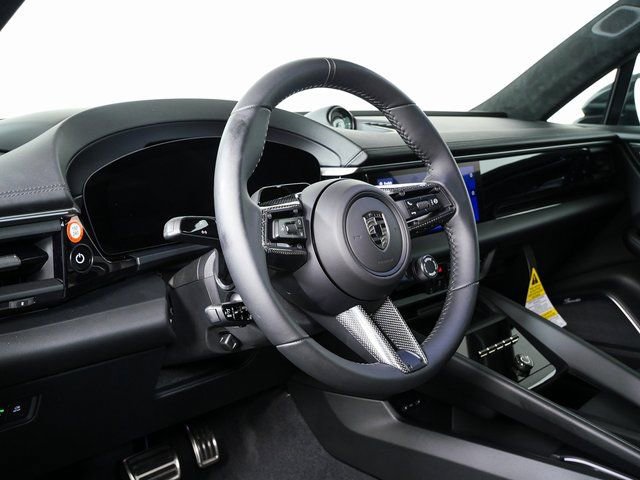 New 2026 Porsche Macan Turbo Electric image 4