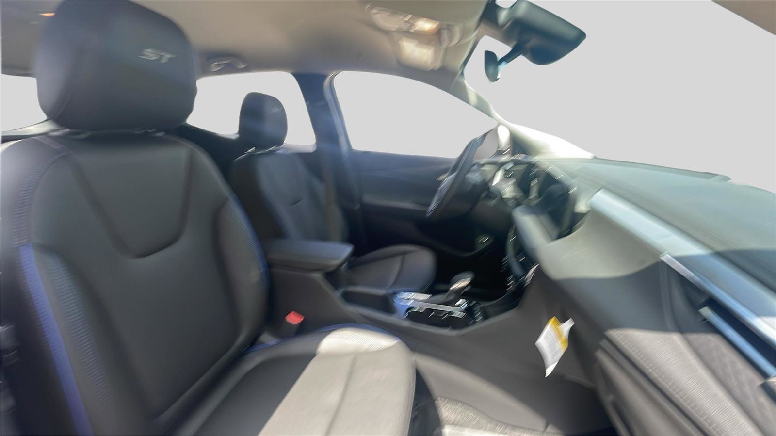 Used 2025 Buick Encore GX Sport Touring w/ Comfort Package AWD/4WD image 20