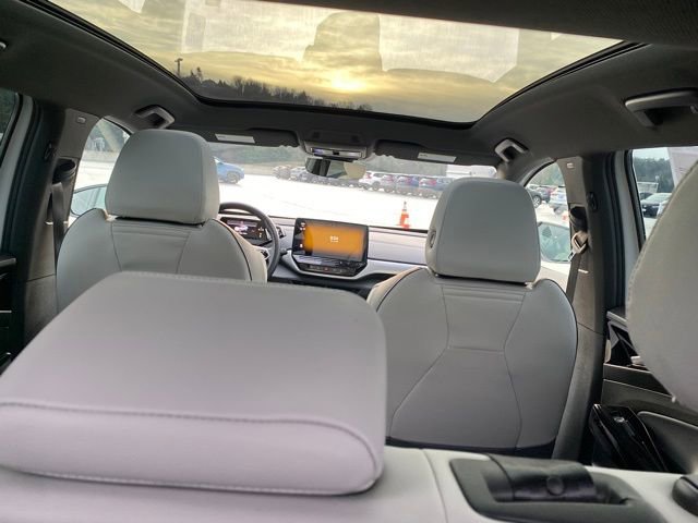 Used 2021 Volkswagen ID.4 Pro S image 10